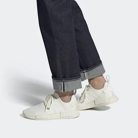 Alternative view of Giày Adidas Wmns NMD_R1 'Off White Sand' FV1793
