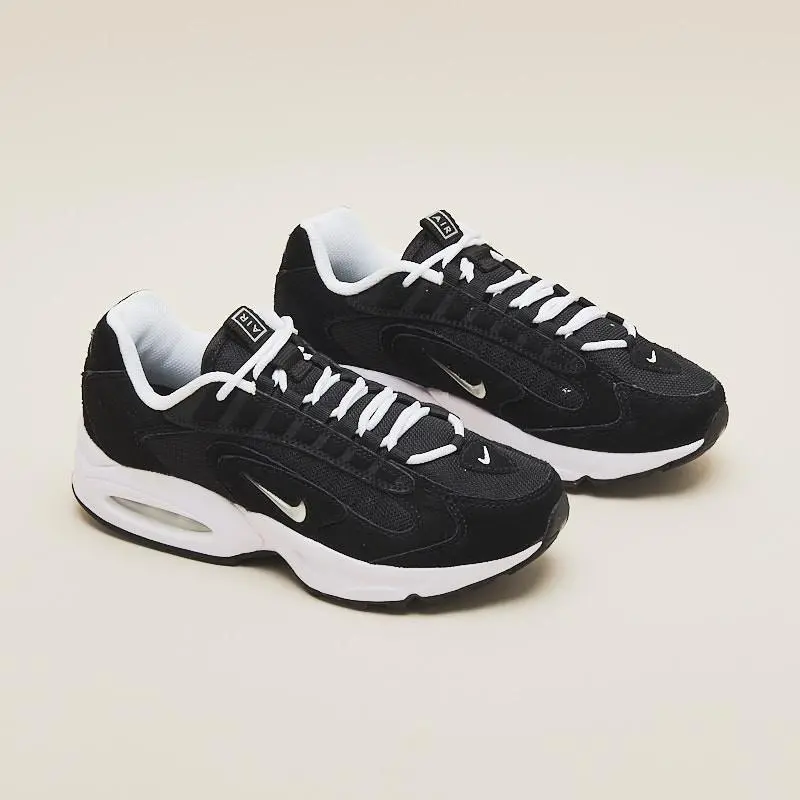 Alternative view of Giày Nike Air Max Triax LE 'Black Suede' CT0171-002