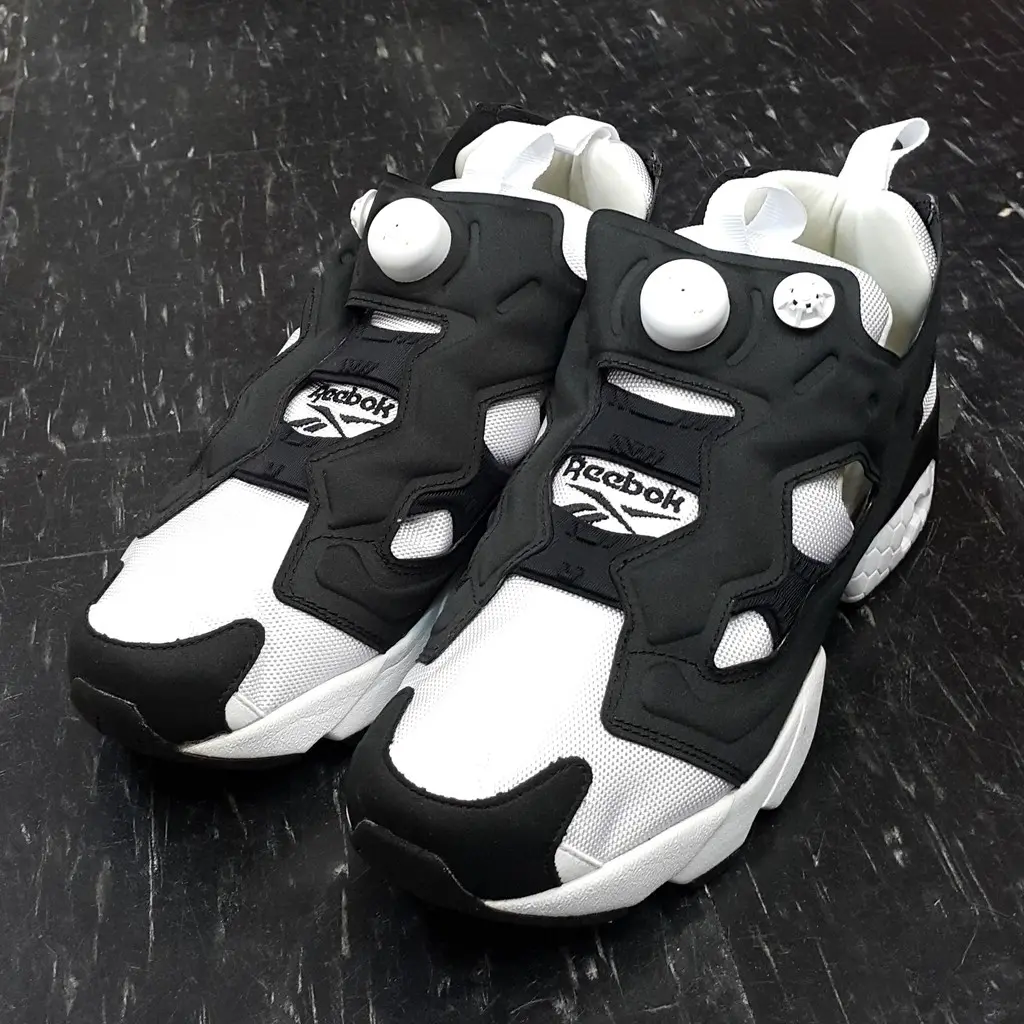 Alternative view of Giày Reebok InstaPump Fury 'Oreo' M48559