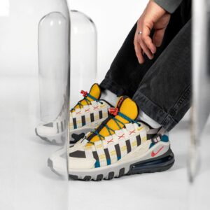 Alternative view of Giày Nike Air Max 270 Vistascape 'Light Orewood Brown' CQ7740-100