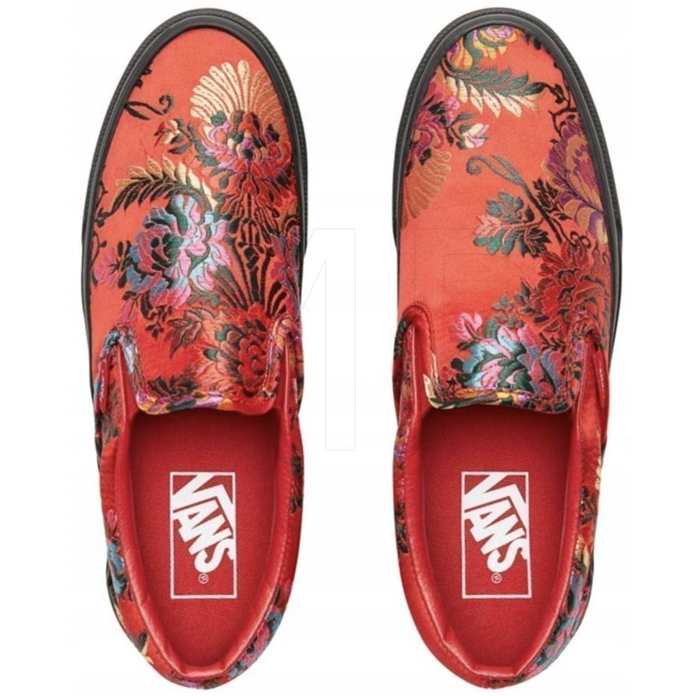 Giay Vans Slip-On 'Festival Satin' VN0A38F7ULP