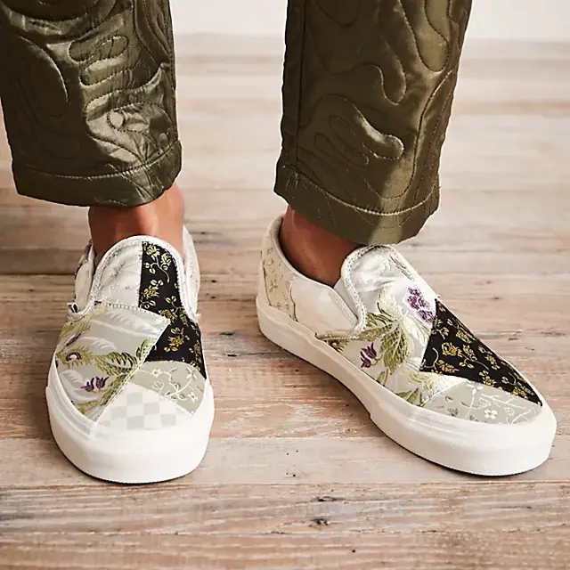 Giay Vans Brocade Classic Slip-On Shoes VN0A5JMH8L8