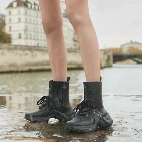 Alternative view of Giày Louis Vuitton Lv Archlight Trainer Boots Black 1A67BB