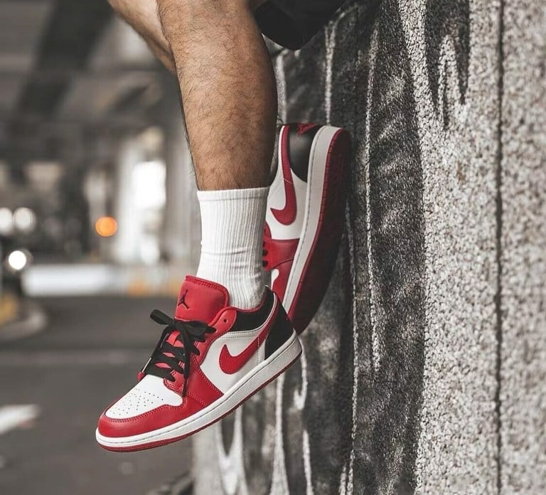 Giày Nike Air Jordan 1 Low 'Reverse Black Toe' 553558-163 - Ảnh 7