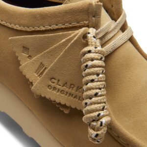 Giay Clarks Wallabee Gore-Tex 'Maple Suede' 261-72074