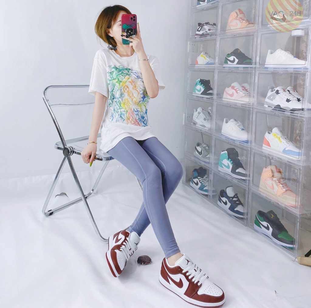 Giày Nike Air Jordan 1 Low Gets A Familiar 'Team Red' DC0774-116 - Ảnh 2