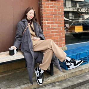 Alternative view of Giày Nike Air Jordan 1 Retro High 'Twist' CD0461-007