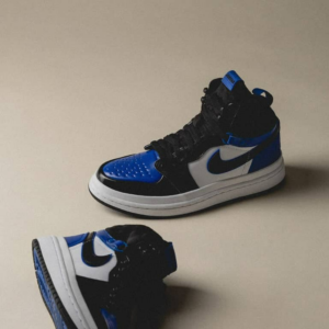 Giay Nike Air Jordan 1 Acclimate 'Royal Toe' DC7723-401