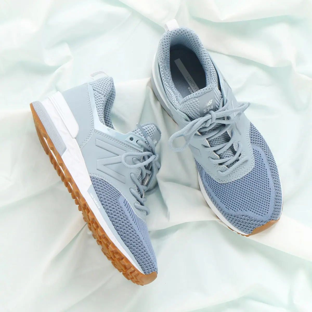 Alternative view of Giày New Balance 574 'Light Slat' WS574WB