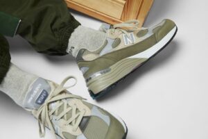 Alternative view of Giày New Balance WTAPS x 992 Made In USA 'Olive Drab' M992WT