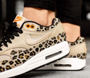 Alternative view of Giày Nike Wmns Air Max 1 Premium 'Leopard' BV1977-200