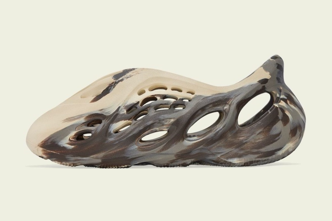 Dép Adidas Yeezy Foam Runner 'MX Cream Clay' GX8774 - Ảnh 10