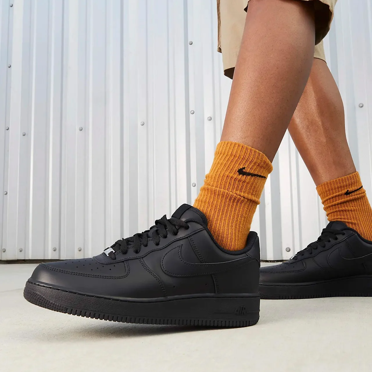 Giày Nike Air Force 1 '07 'Triple Black' CW2288-001 - Ảnh 3