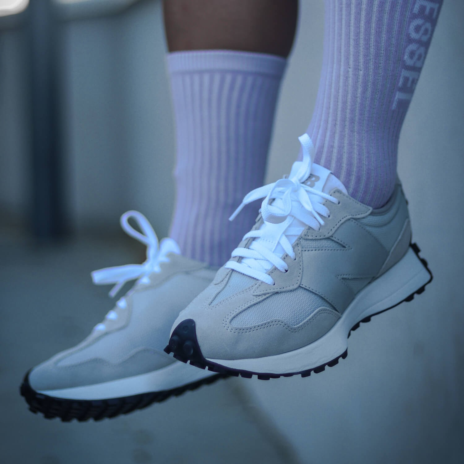 Giày New Balance 327 'Rain Cloud Metallic Silver' MS327MA1 - Ảnh 2
