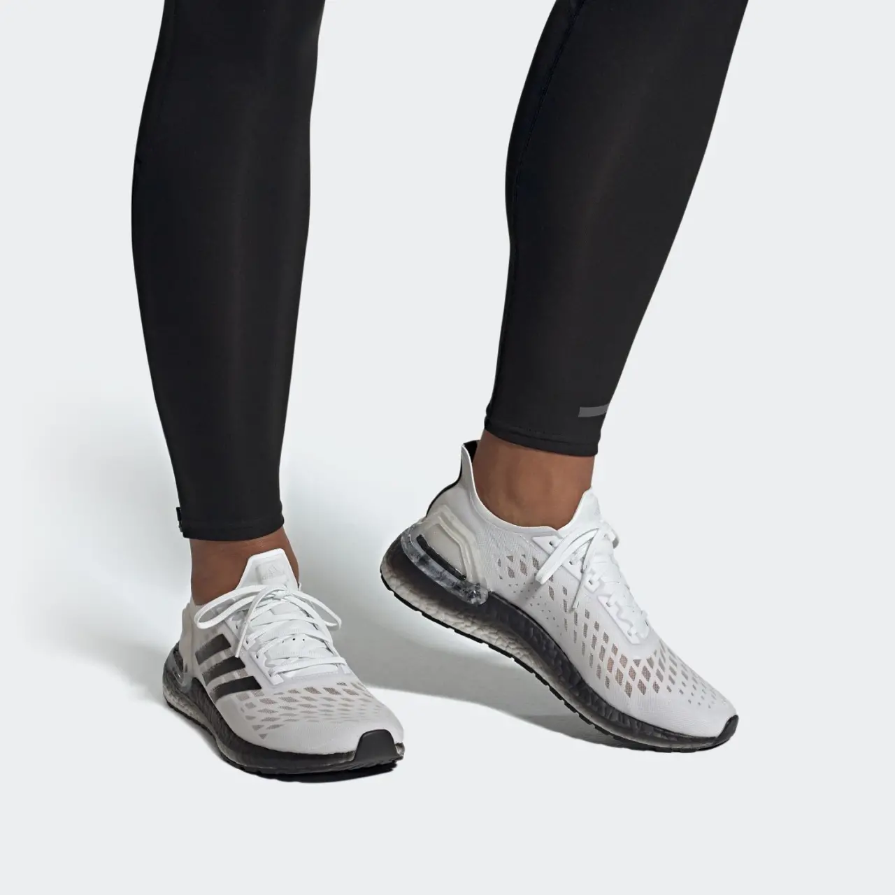 Alternative view of Giày Adidas Ultra Boost PB 'White Black' EG0424