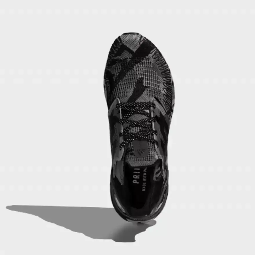 Alternative view of Giày Adidas UltraBoost 20 Marathon Running Black Holo H67278