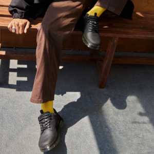 Alternative view of Giày Dr.Martens Reeder Wyoming Leather Utility 'Black' 27104001