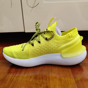 Giay Under Armour HOVR Phantom 3 'Yellow Ray' 3025516-300