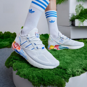 Alternative view of Giày Adidas ZX 2K Boost 'Multi-Color Logos' GX2718