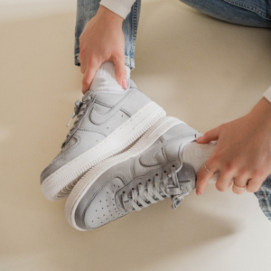 Giay Nike Air Force 1 Low '07 PRM 'Wolf Grey' DR9503-001