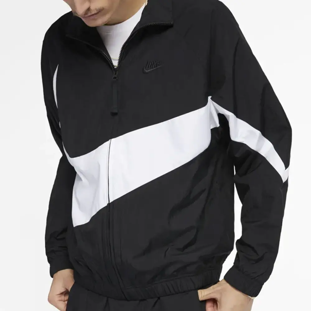 Alternative view of Áo Nike Sportswear 'Swoosh' Woven Black Windbreaker  AR3133-010