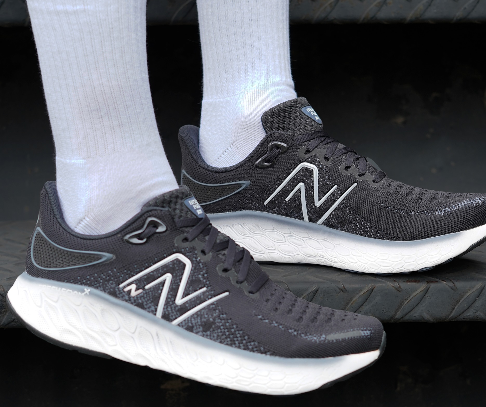 Giày New Balance Fresh Foam X 1080v12 'Black Thunder' M1080B12 - Ảnh 5