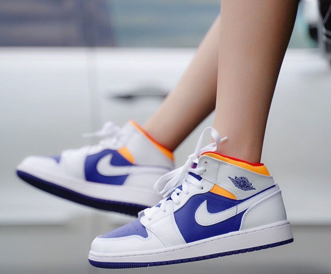 Giày Nike Air Jordan 1 Mid GS 'White Deep Royal Blue' 554725-131 - Ảnh 3