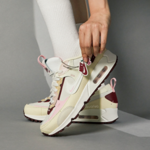 Giay Nike Air Max 90 Futura 'Valentine's Day' FD4615-111