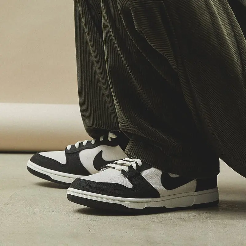 Giay Nike Dunk Mid 'Panda' DV0830-102