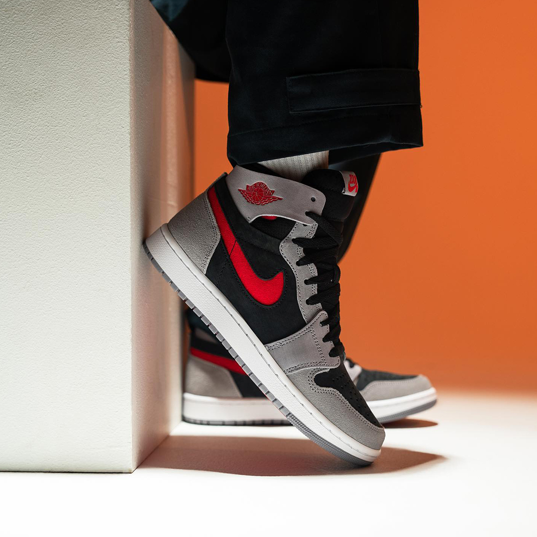 Giay Nike Air Jordan 1 High Zoom Comfort 'Cement Fire Red' DV1307-060