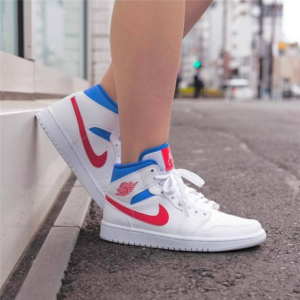 Alternative view of Giày Nike Air Jordan 1 Mid 'White Red Royal' BQ6472-164