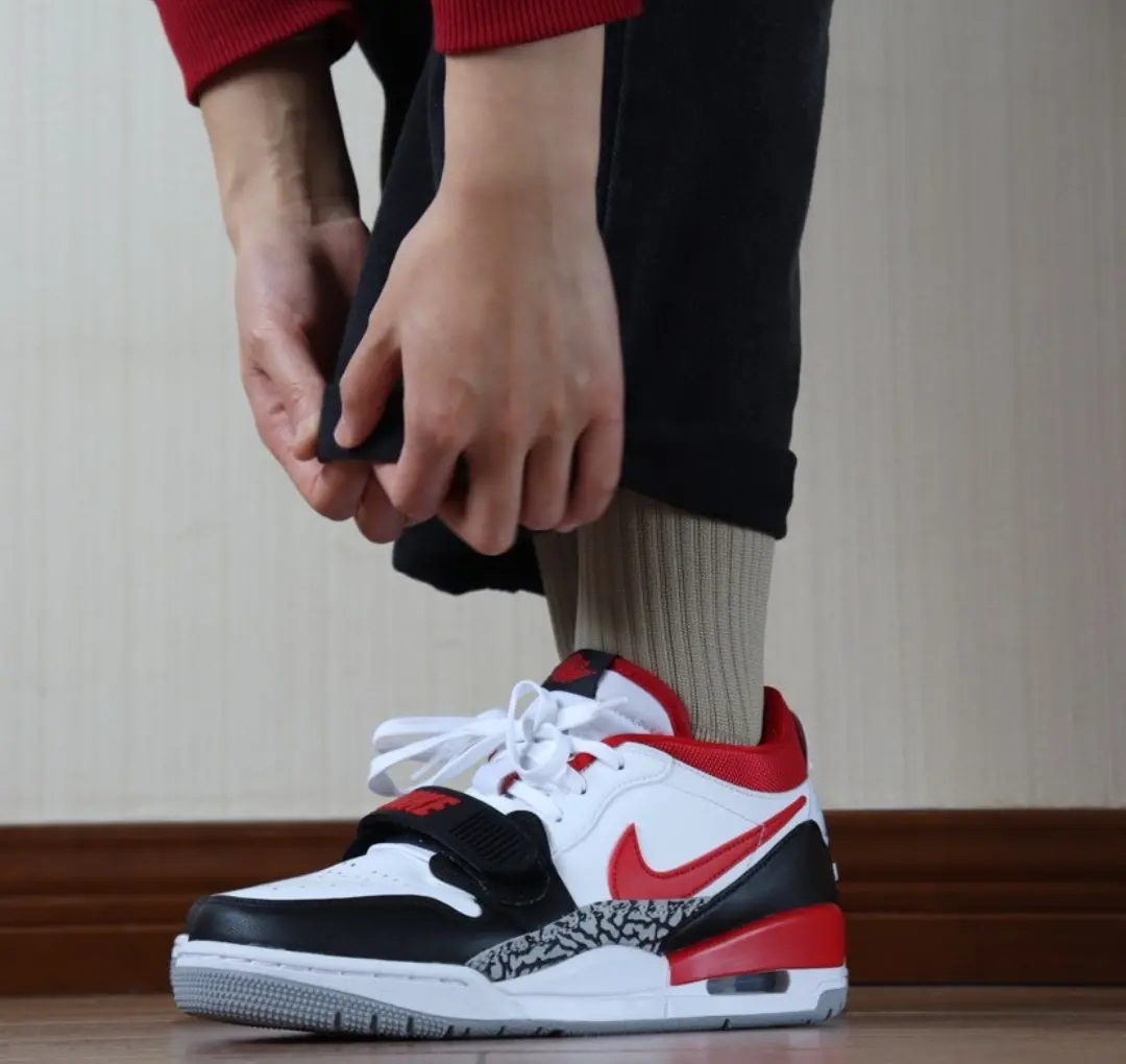 Giay Nike Air Jordan Legacy 312 Low 'Fire Red' CD7069-160