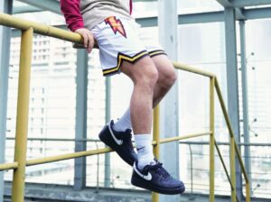 Alternative view of Giày Nike Air Force 1 Low Retro QS 'Black White' CQ0492-001