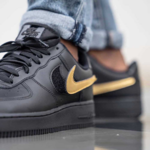 Alternative view of Giày Nike Air Force 1 Black Metallic Gold Removable Swoosh Pack CT2252-001