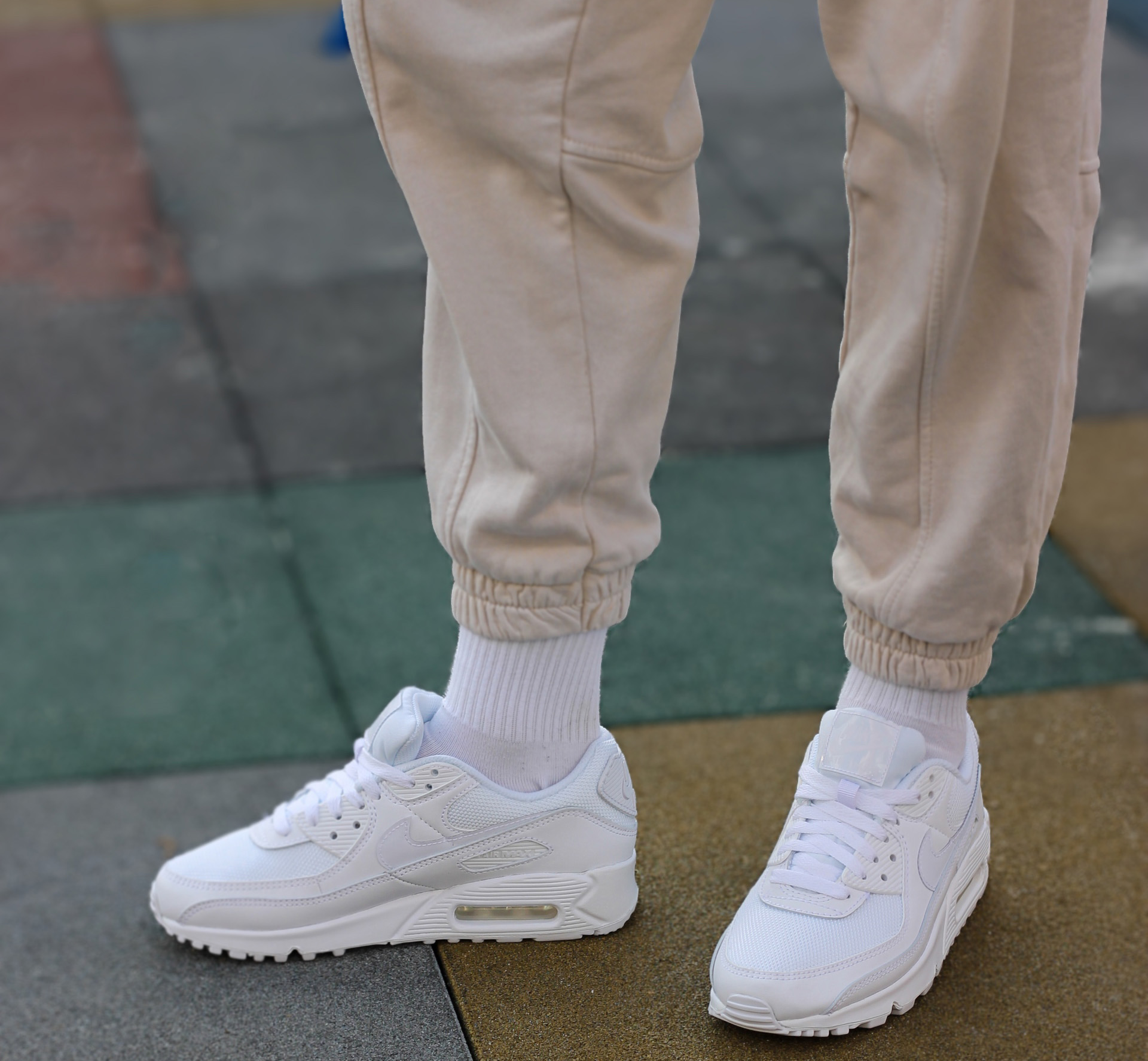 Giày Nike Wmns Air Max 90 Twist 'Triple White' CV8110-100 - Ảnh 5