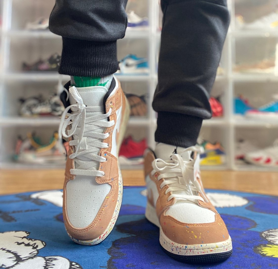 Giày Nike Air Jordan 1 Mid SE GS 'Brushstroke Paint Splatter' DA8006-100 - Ảnh 4