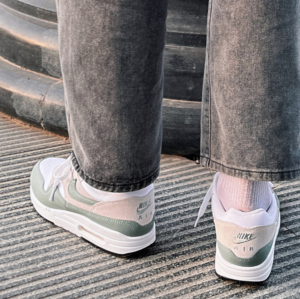 Giay Nike Air Max 1 'Mica Green' DZ4549-100