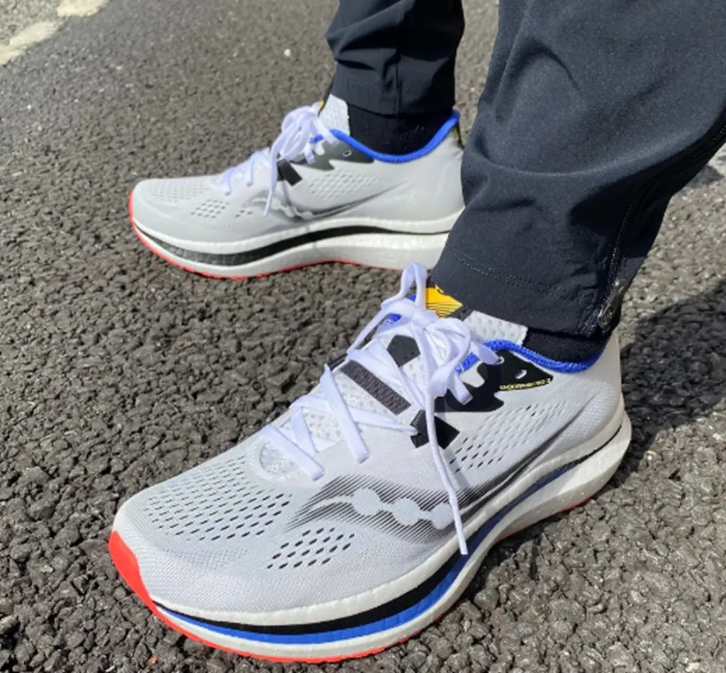 Alternative view of Giày Saucony  Endorphin Pro 2 'White' S20687-84