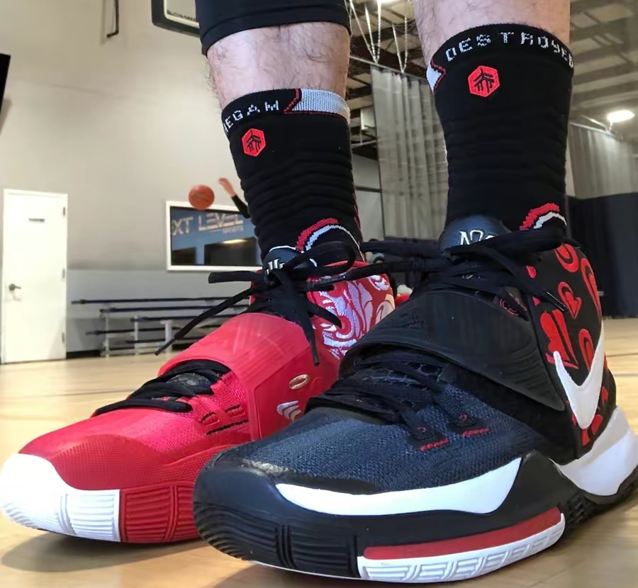 Giày Nike Sneaker Room x Kyrie 6 'Mom Black' DC3269-001 - Ảnh 2