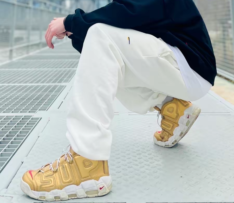 Giày Nike Supreme x Air More Uptempo 'Metallic Gold' 902290-700 - Ảnh 9