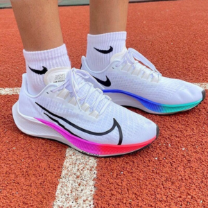 Alternative view of Giày Nike Wmns Air Zoom Pegasus 37 'White' BQ9647-103