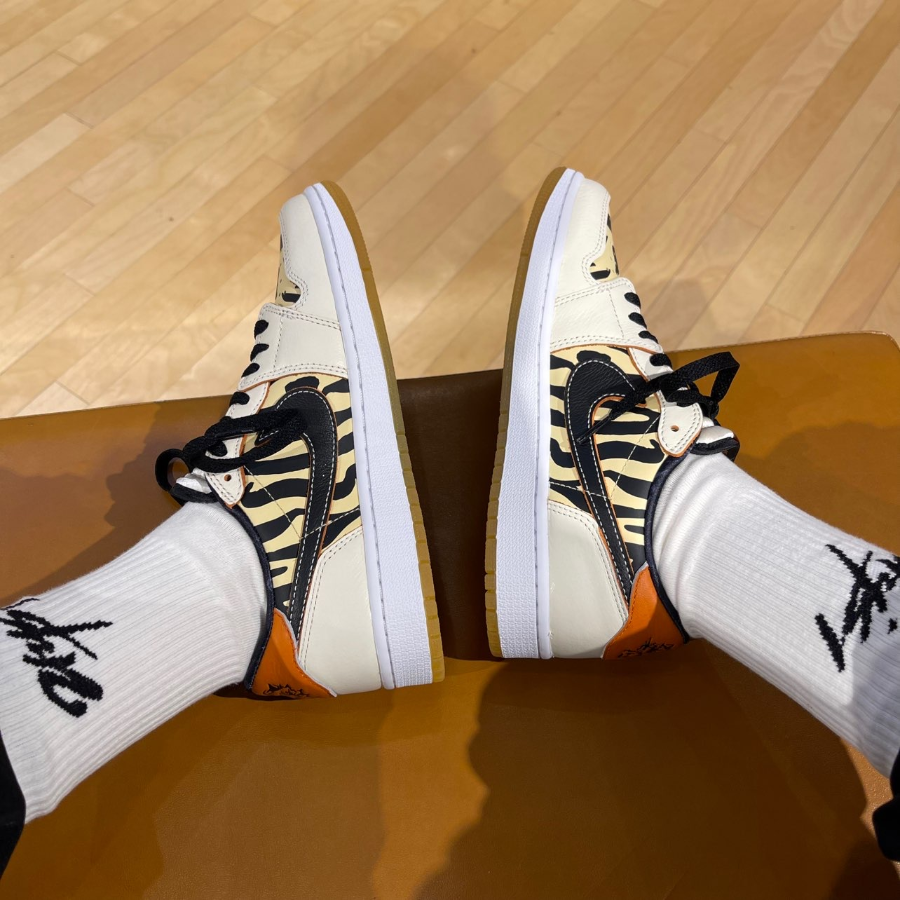 Giày Nike Air Jordan 1 Low Chinese New Years DH6932-100 - Ảnh 5