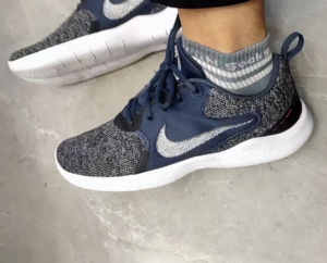 Alternative view of Giày Nike Flex Experience Run 10 'Thunder Blue Black' CI9960-401