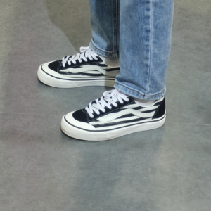 Alternative view of Giày Vans Style 36 'Black White' VN0A3ZCJ257