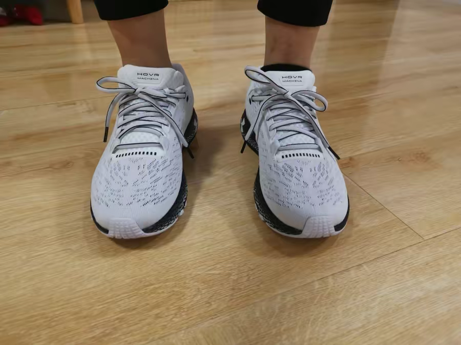 Giày Under Armour HOVR Machina 'White Black' 3021939-103 - Ảnh 3