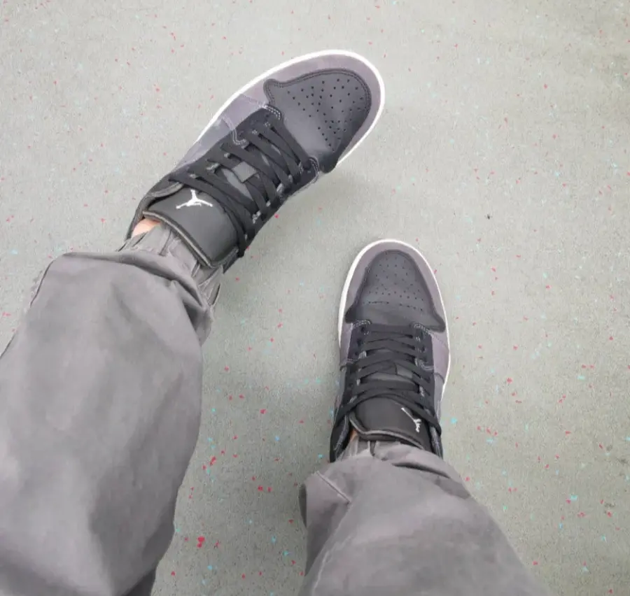 Alternative view of Giày Nike Air Jordan 1 Low Craft Inside Out 'Black' DN1635-001