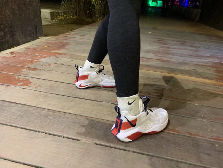 Giày Nike LeBron Solder 14 'White Red' CN8689-100 - Ảnh 2