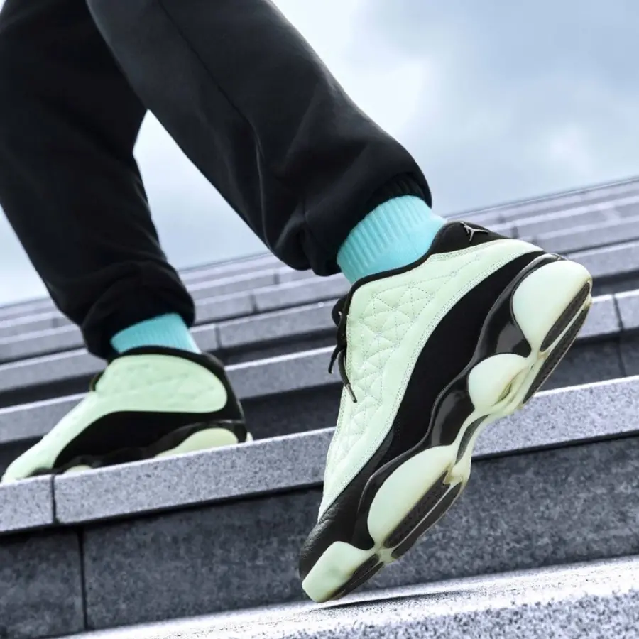 Alternative view of Giày Nike Air Jordan 13 Retro Low 'Singles Day' DM0803-300