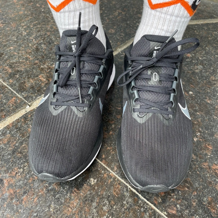 Giay Nike Air Winflo 9 In Schwarz 'Black' DD8686-001