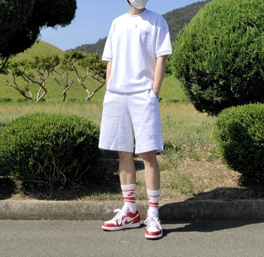 Giày Nike Air Jordan 1 Low Cardinal Red 553560-607 - Ảnh 2